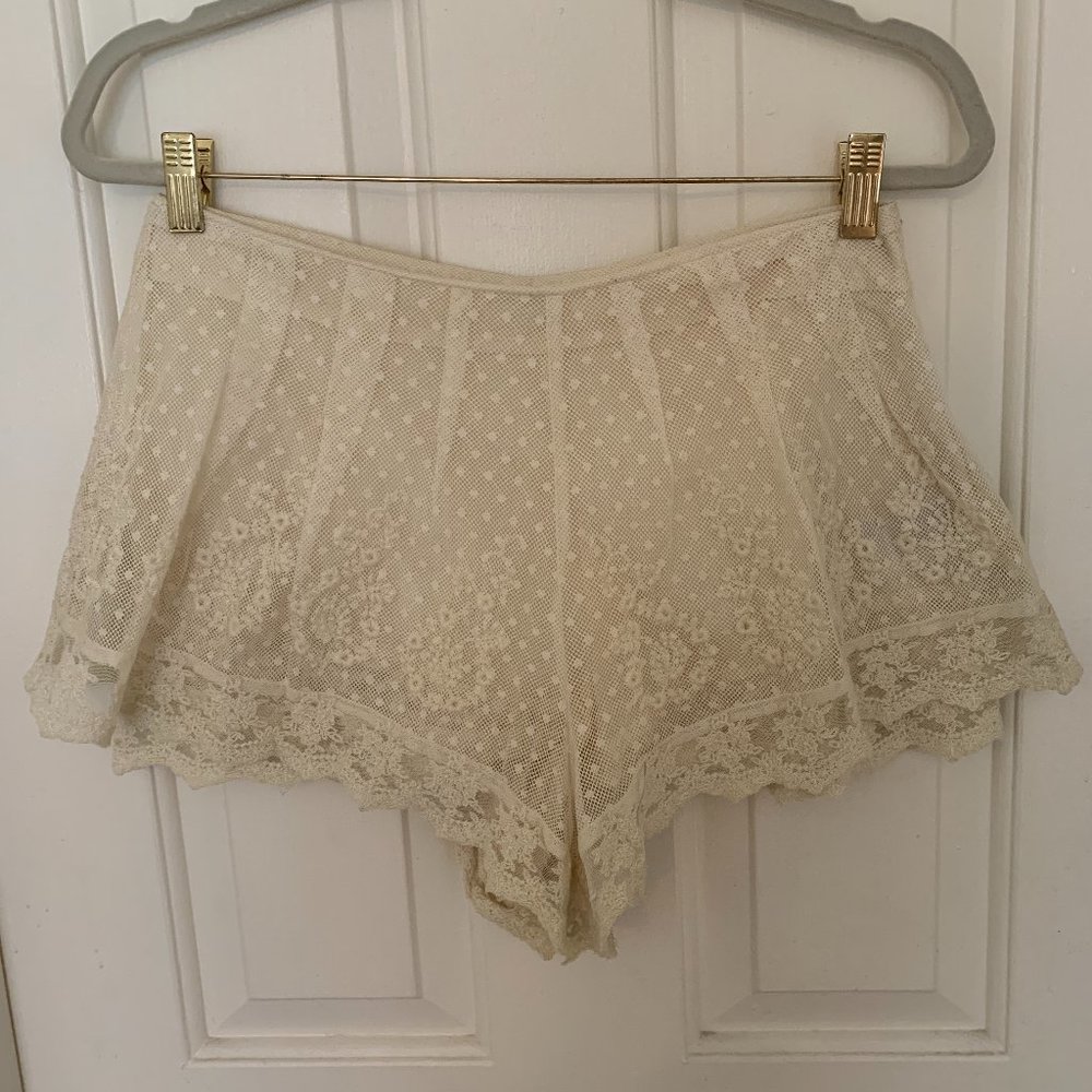 Cream Lace Urban Outfitters Shorts